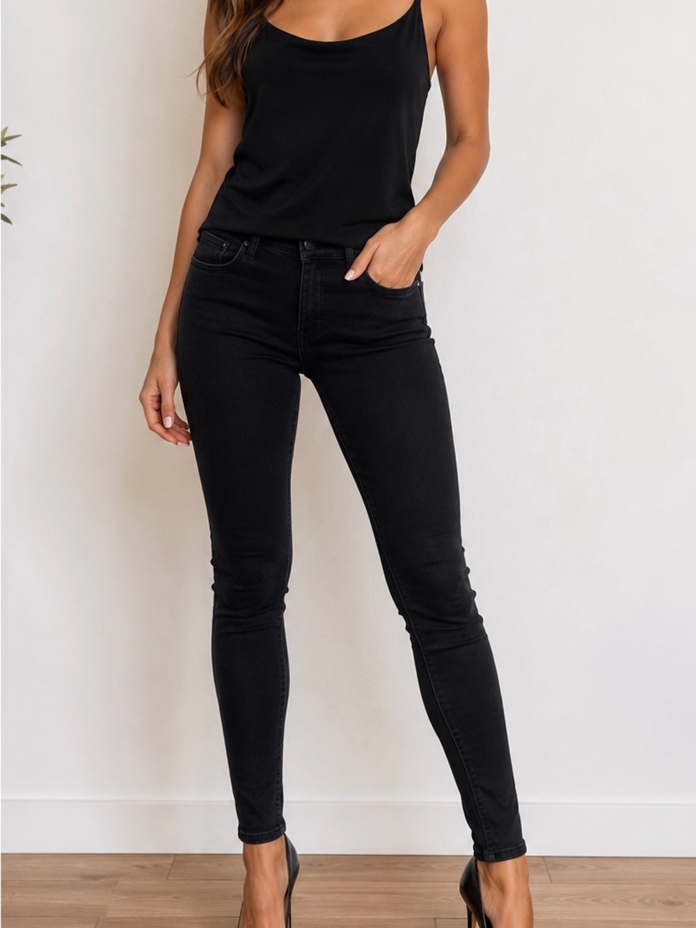 Banana Republic Woven metal straps  Black Satin-Feel Women's Camisole